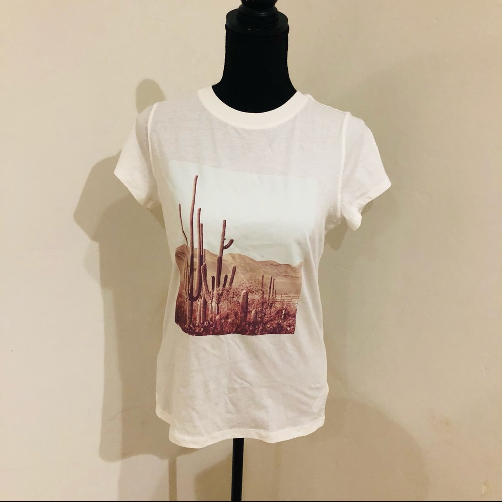 ✨Cute t-shirt ✨